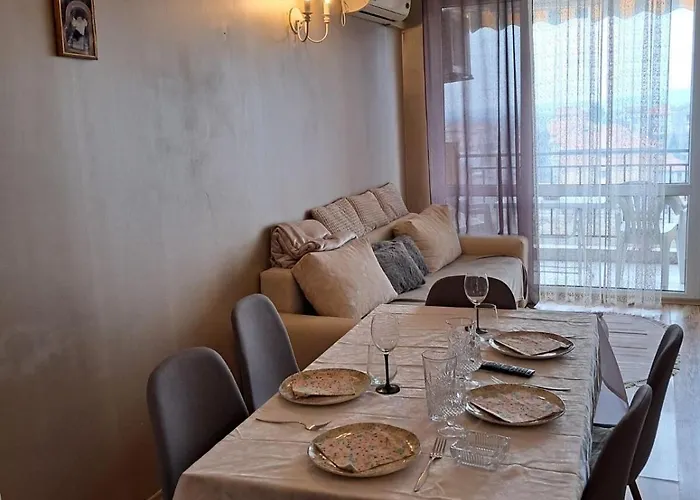 Апартамент In